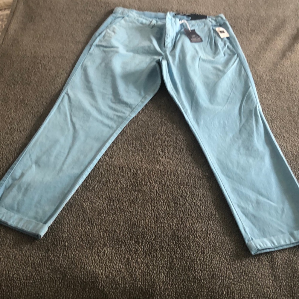 Women’s casual pants